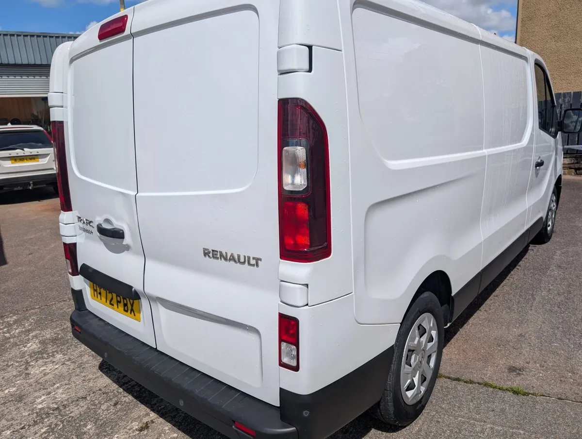 Renault Trafic 2023 - Image 4