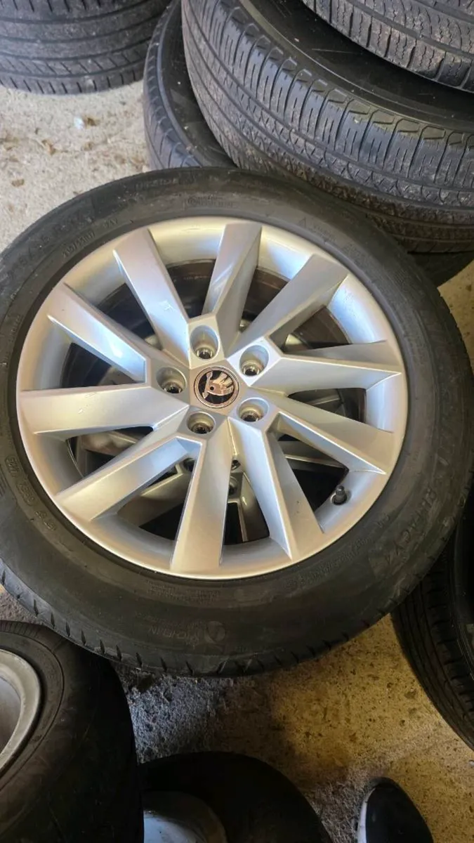 17" genuine skoda alloys - Image 3
