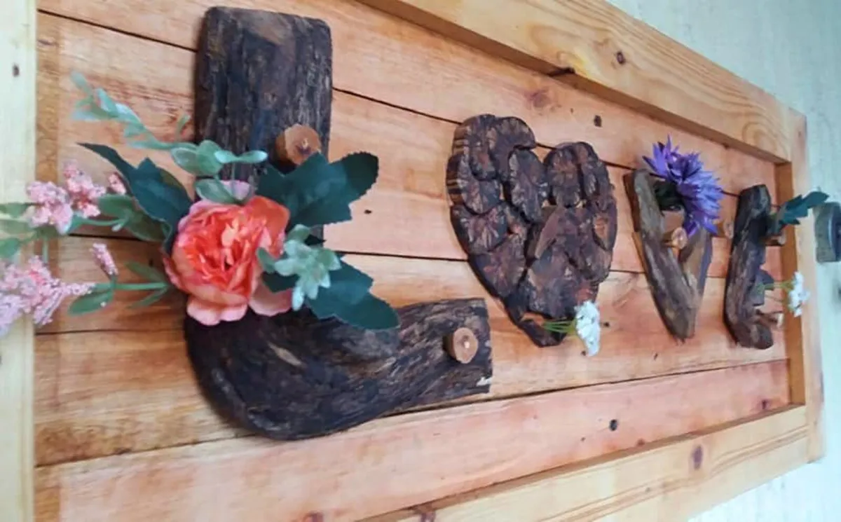 Rustic driftwood love sign wood art / display - Image 4