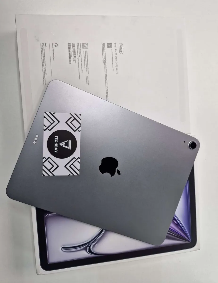iPad Air M3 iPad Air M3 iPad Air M3