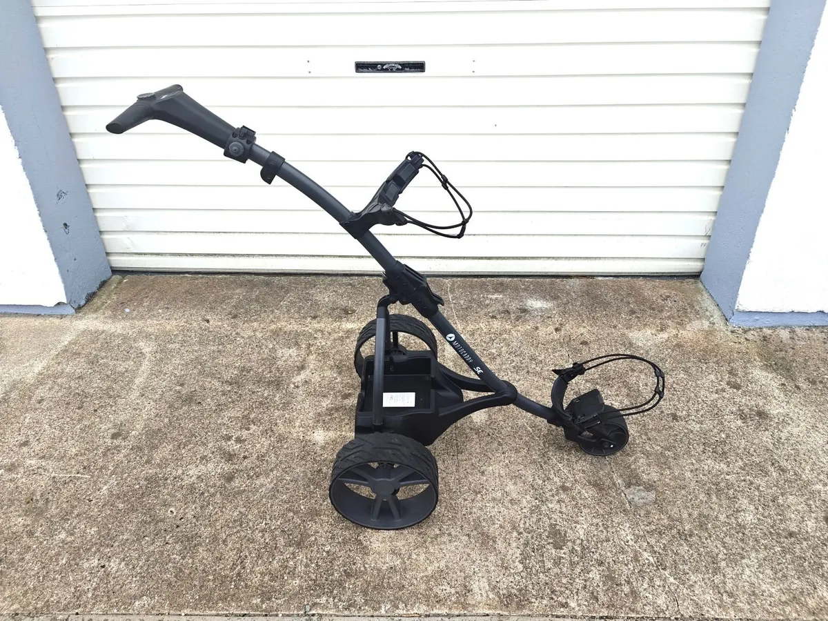 Motocaddy SE Electric Golf Trolley - Image 1