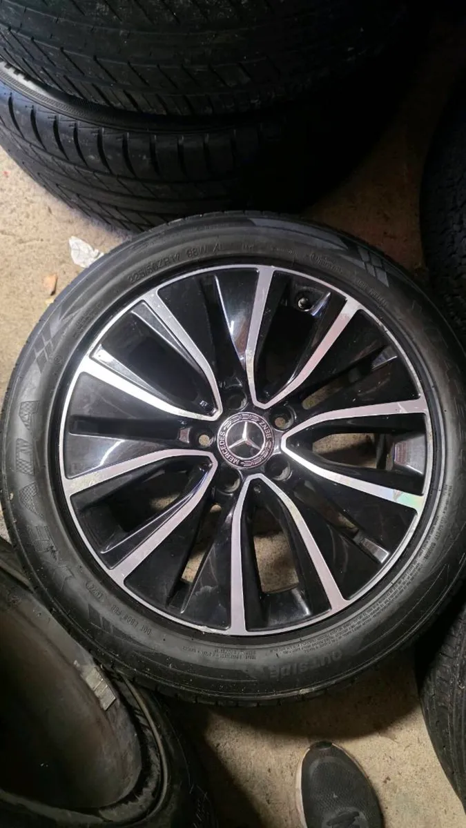 17" genuine mercedes alloys - Image 4