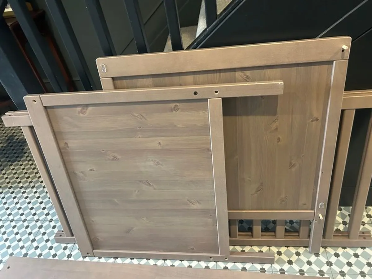 Cot - Image 3