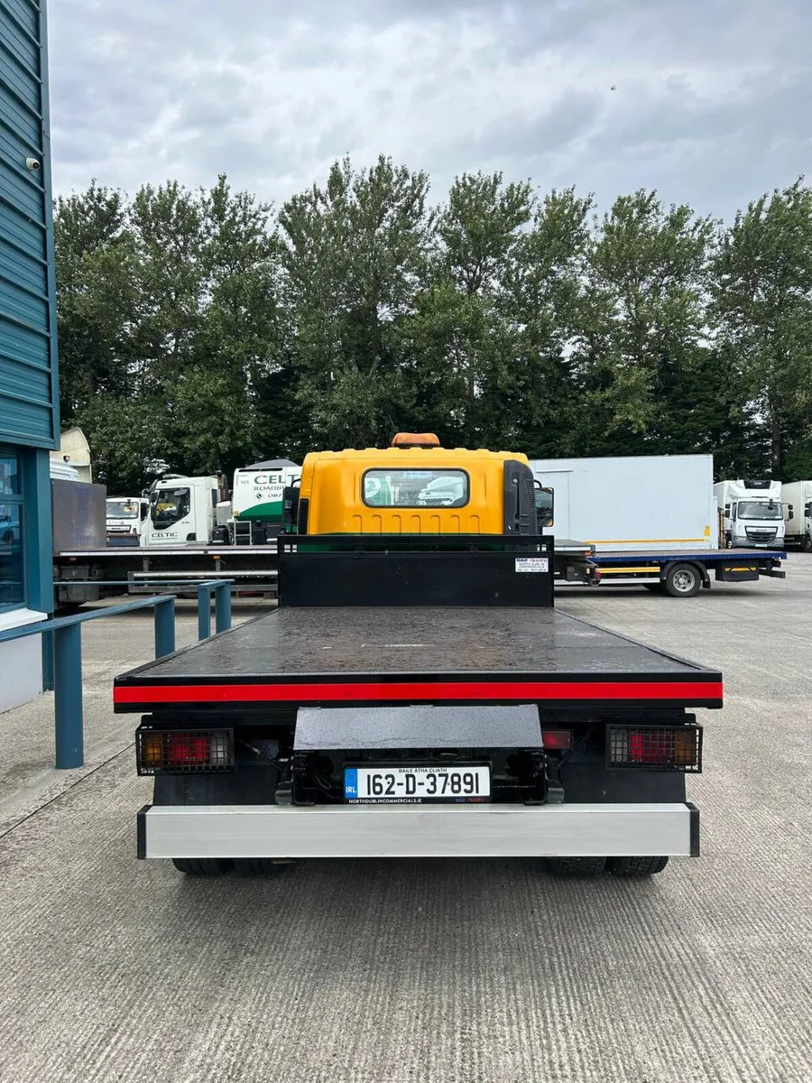 2016 ISUZU NPR 7.5TON FLAT - Image 3
