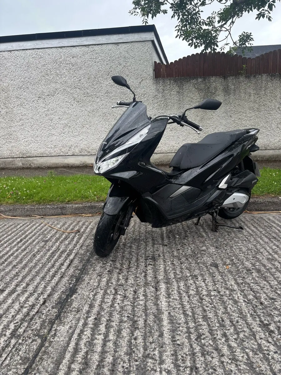 Honda PCX - Image 1