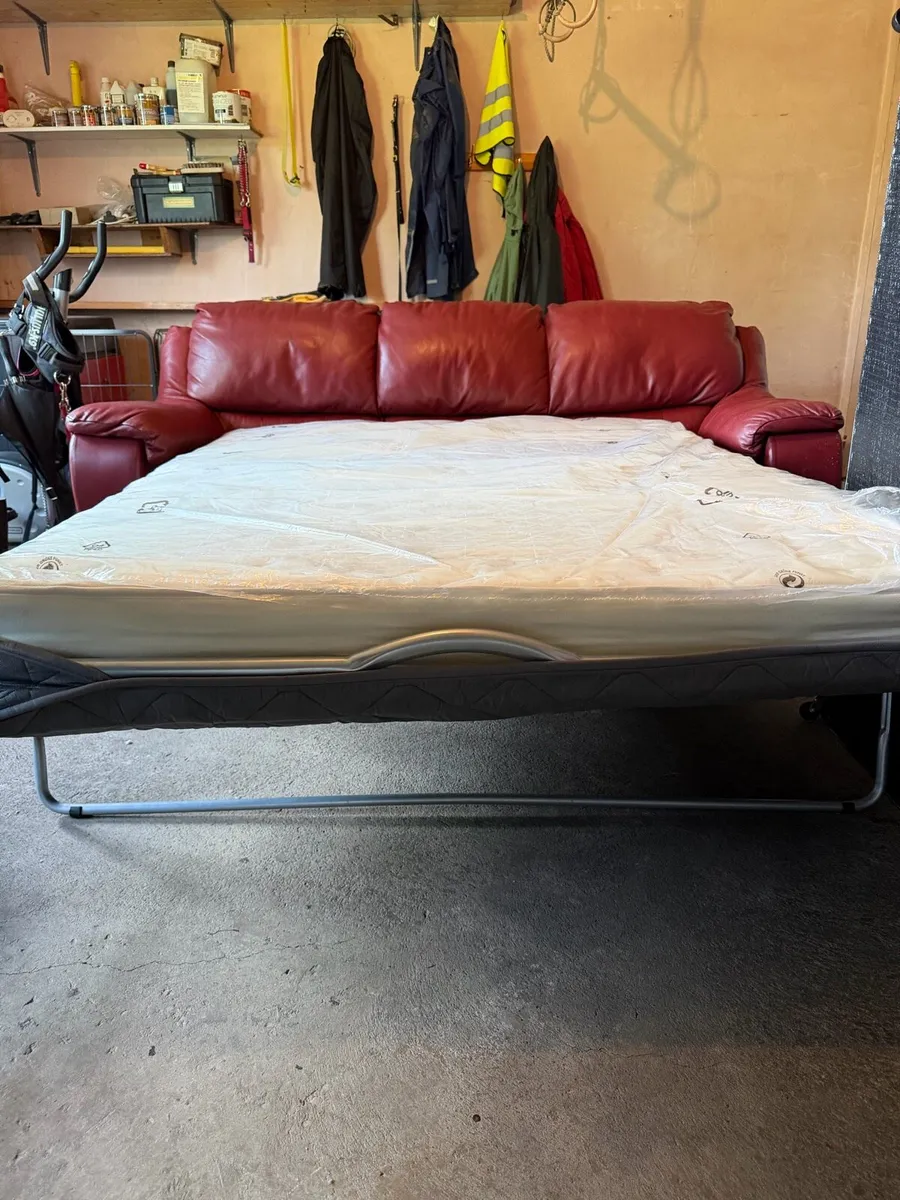 Free sofa bed - Image 3