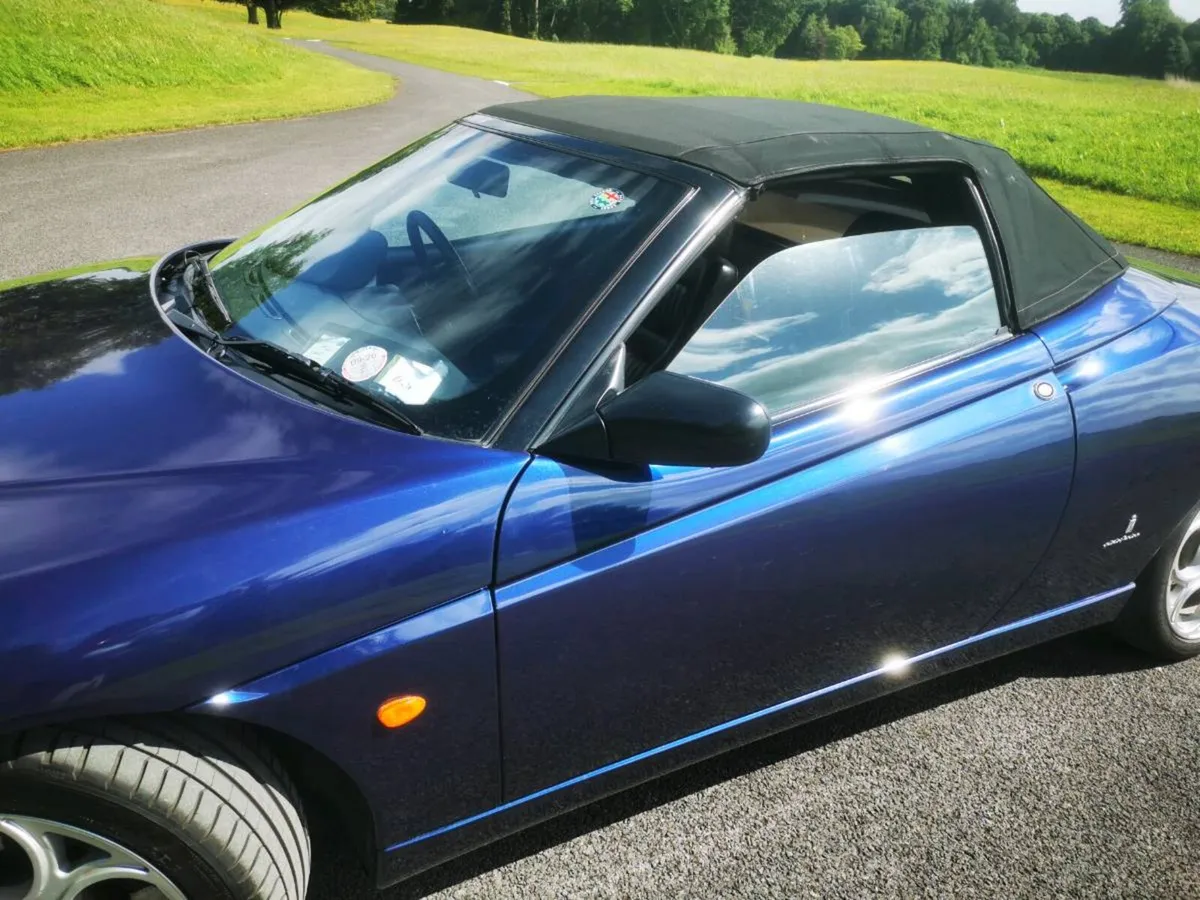 Alfa Romeo 3.0l spider - Image 1