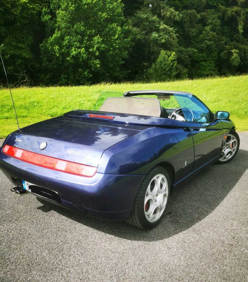 Alfa Romeo 3.0l spider - Image 3