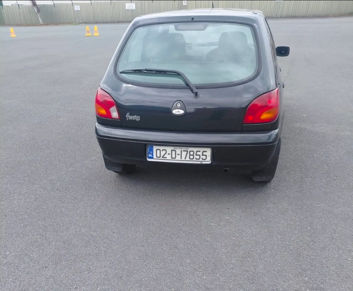 Classic Fiesta Ghia zetec - Image 4