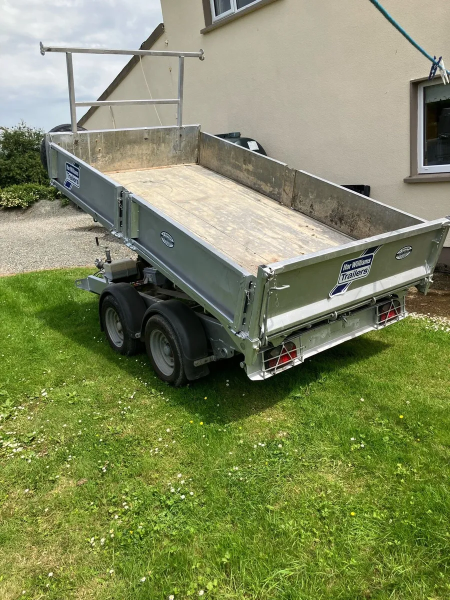 Trailers - Image 4