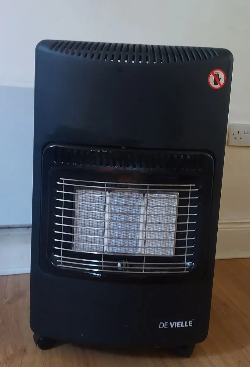 Gas heater - Image 1