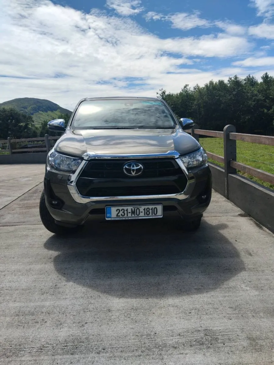 Toyota hilux - Image 2