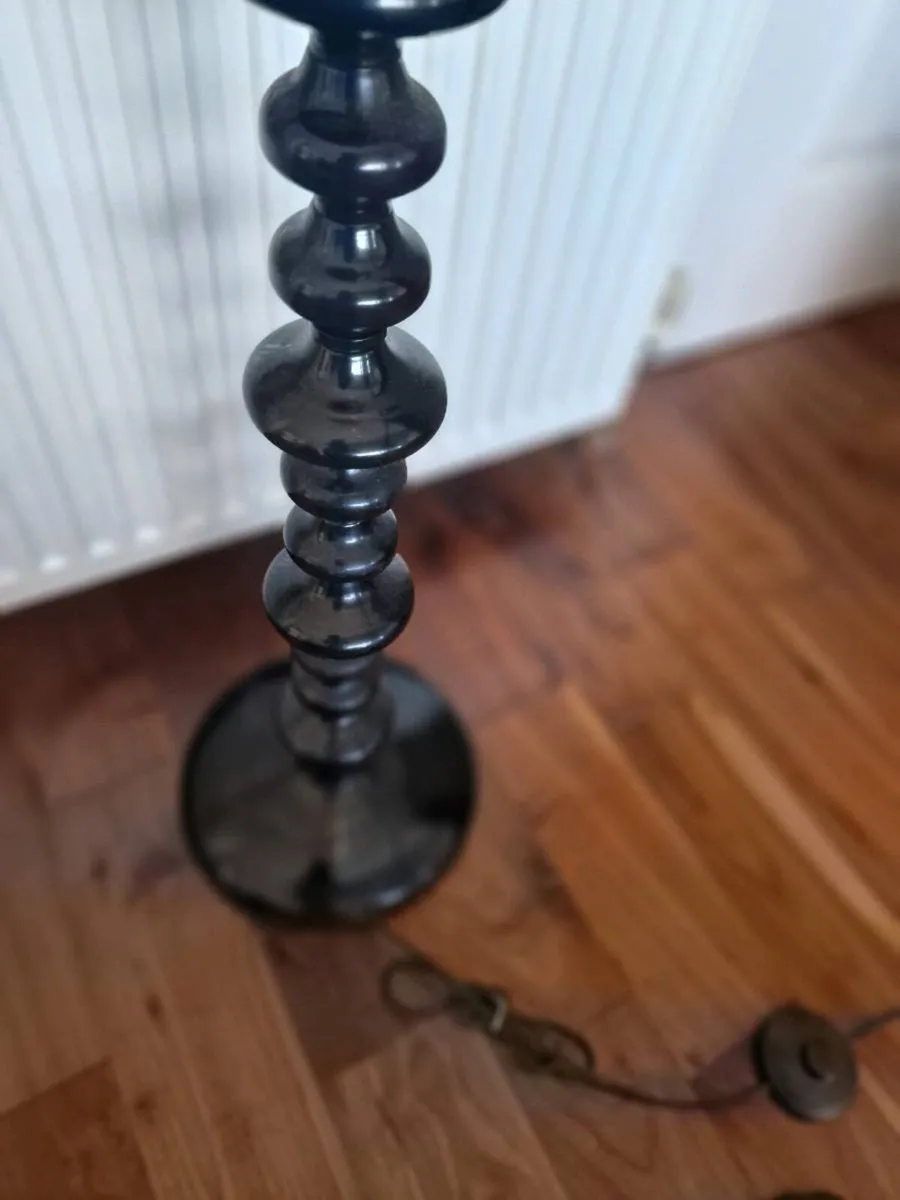 Black floor lamp - Image 4
