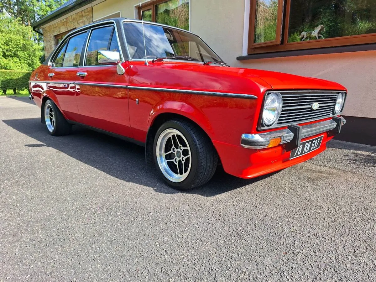 Classic car - Image 1