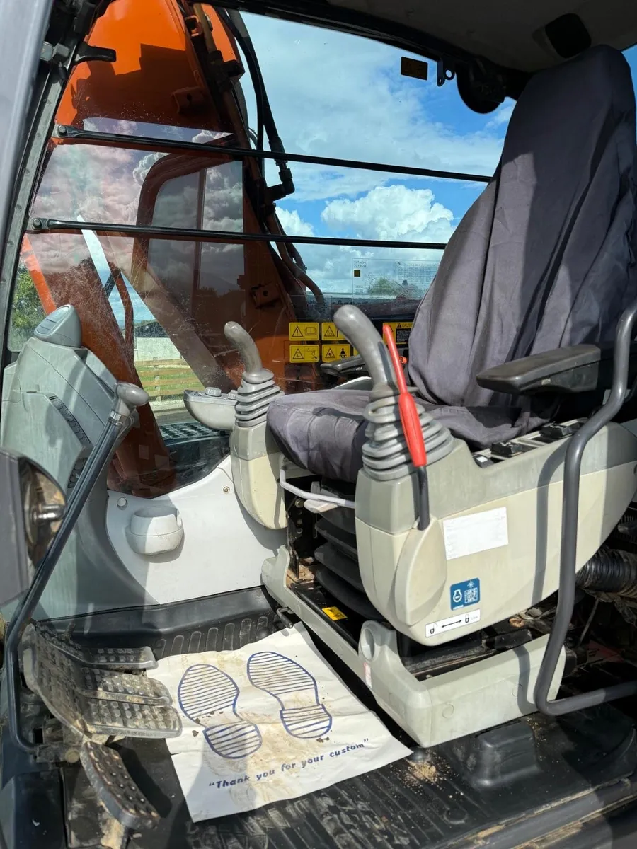 2013 Hitachi ZX130-5 - Image 4