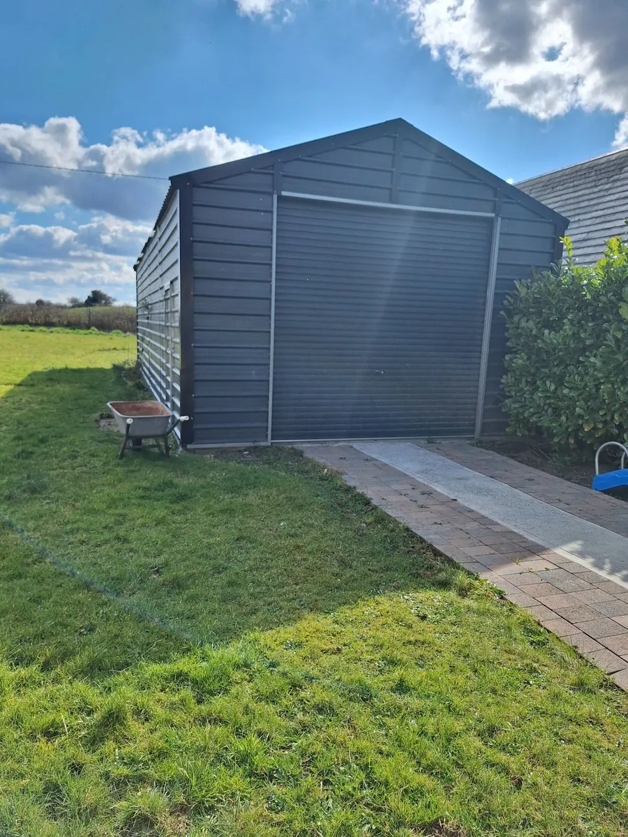 Steel shed - Image 1
