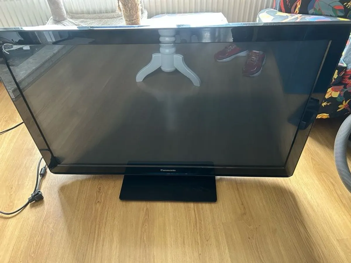 Panasonic Viera 42" Plasma TV - Image 1