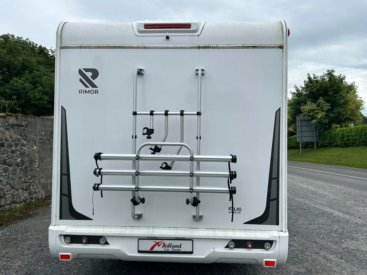 Camper Van - Image 2
