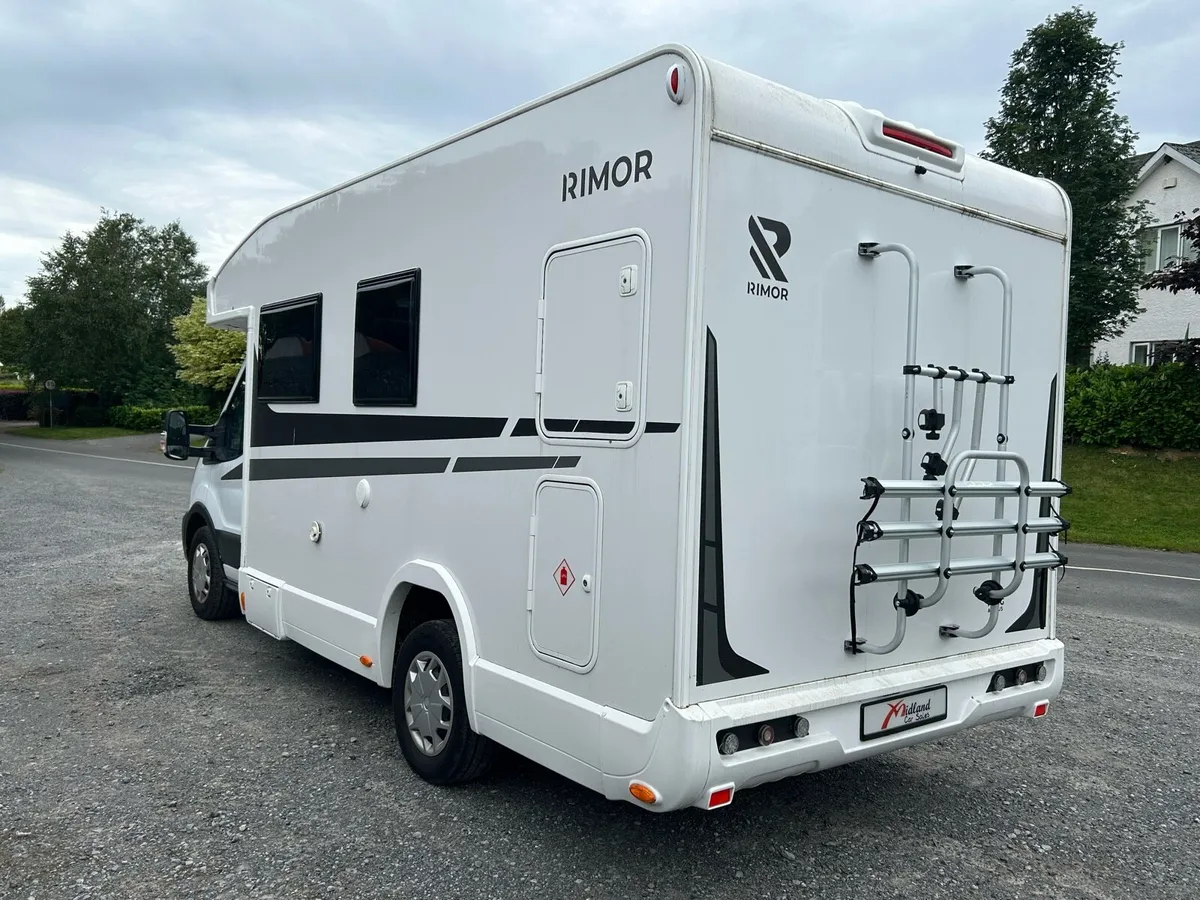 Camper Van - Image 3
