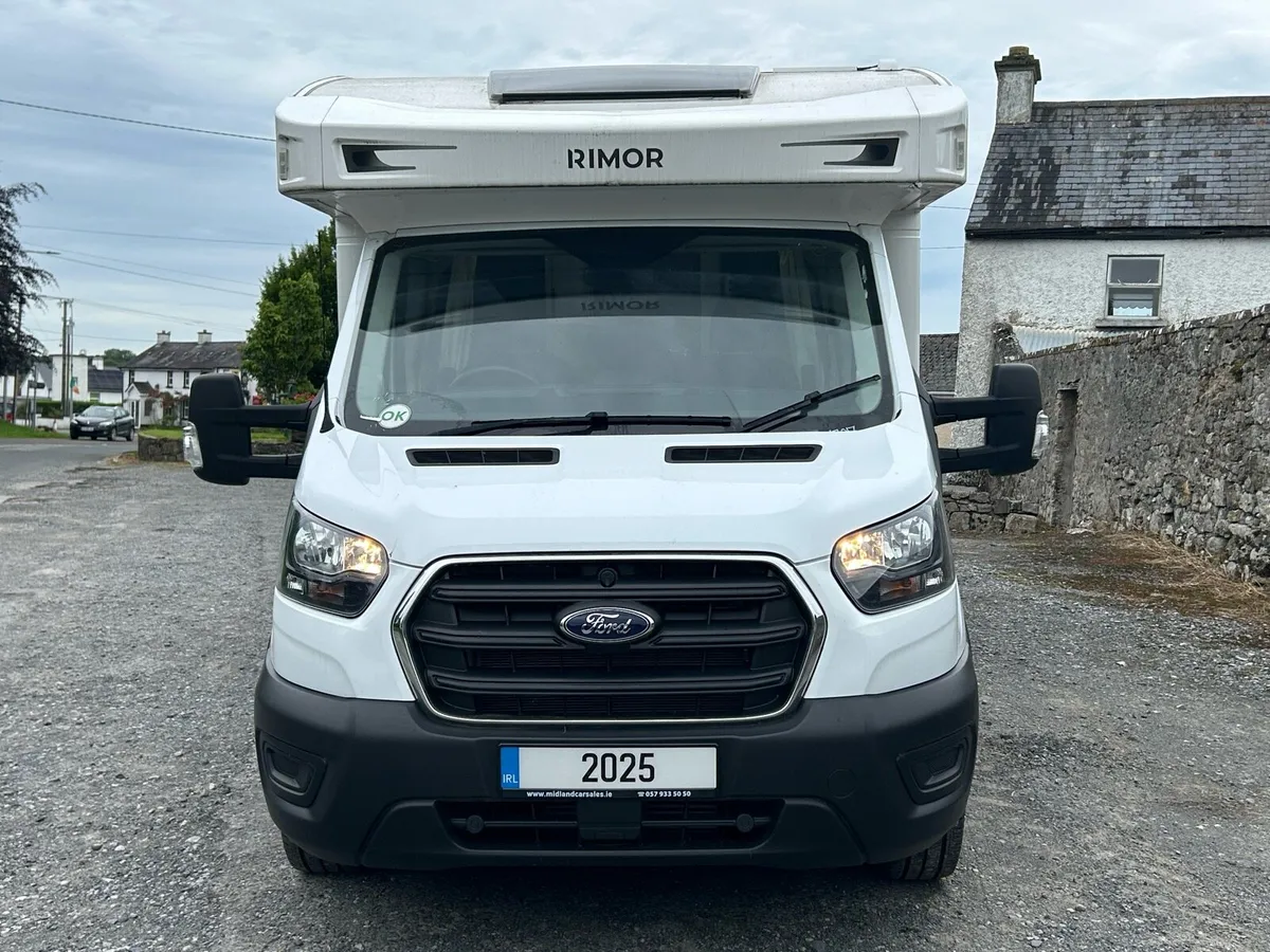 Camper Van - Image 4