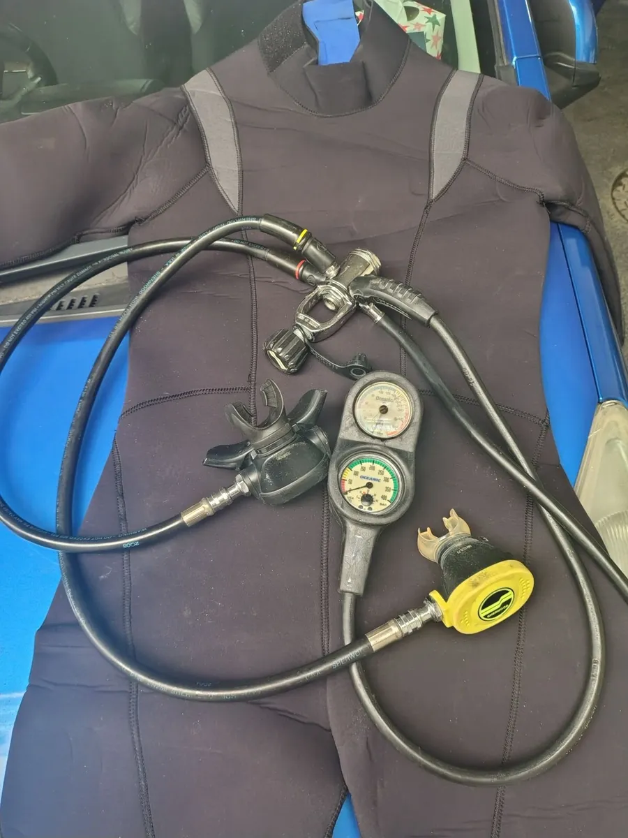 Scuba Diving Gear Bundle - Image 4