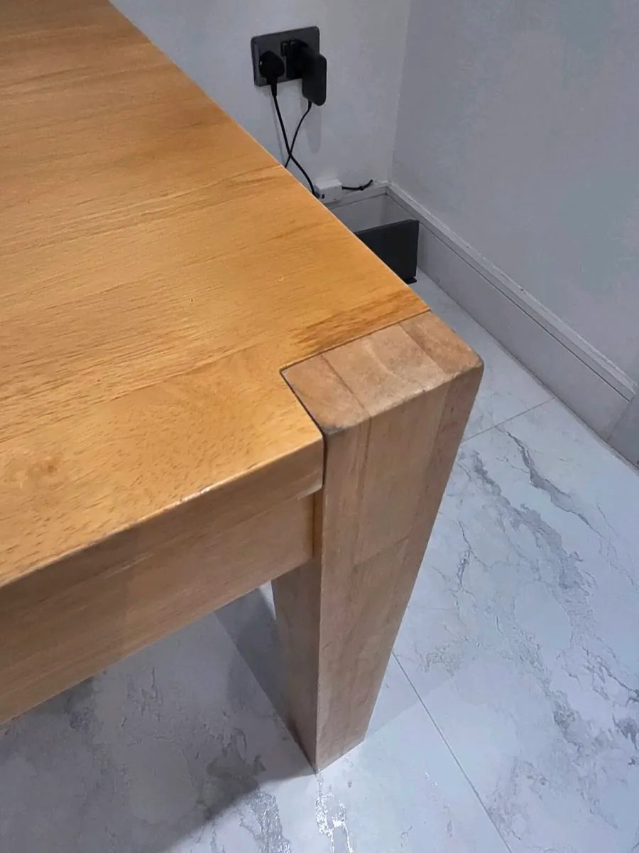 Dining table solid oak - Image 1