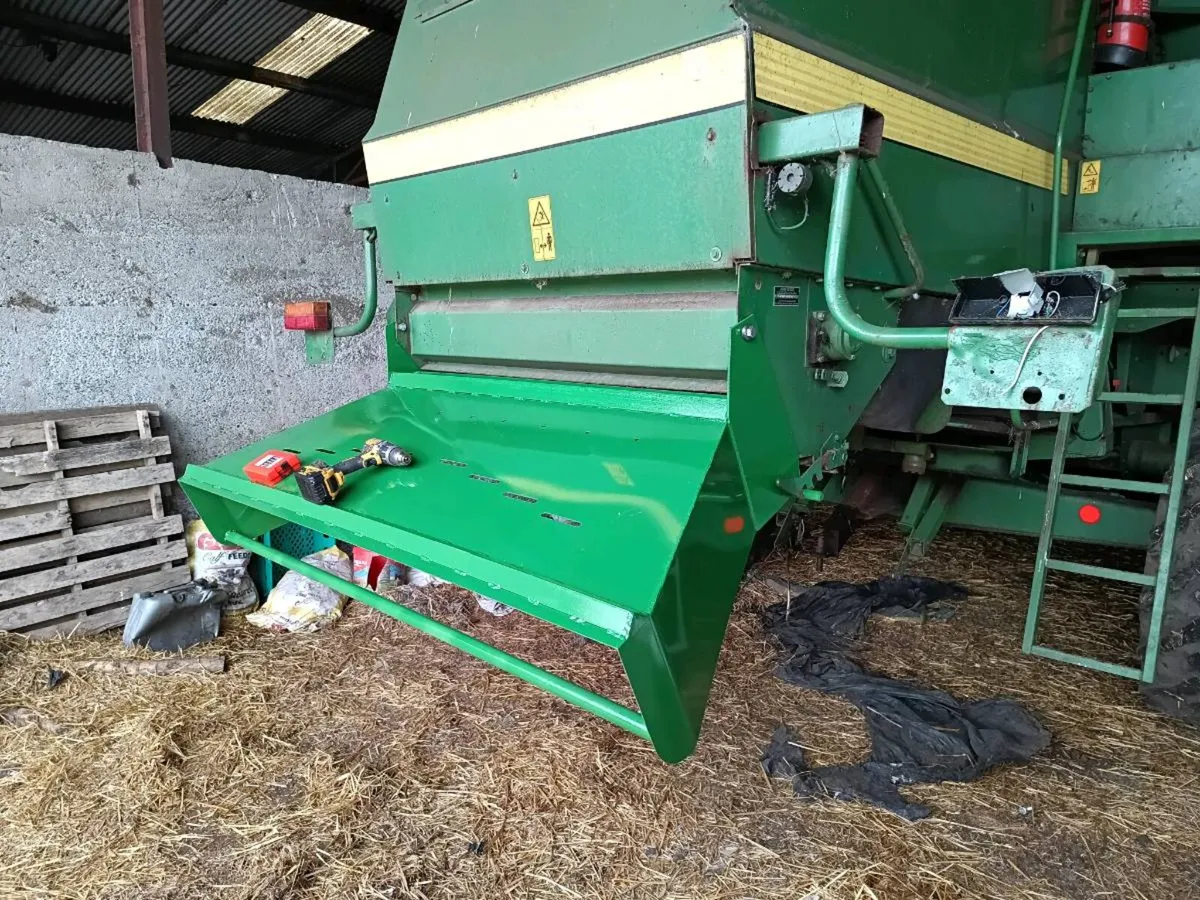 John Deere 2256 - Image 2