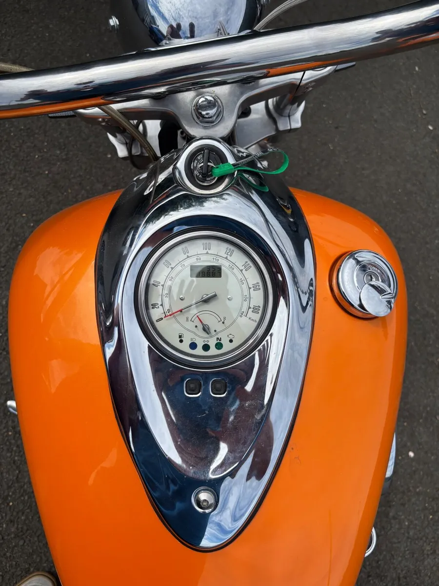 YAMAHA XV 2002 - Image 2