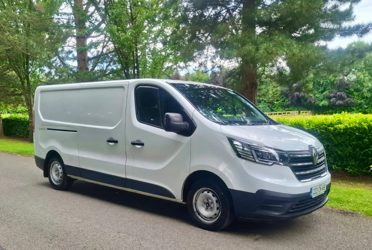 Renault Trafic 2022 DOE 6/27 - Image 4