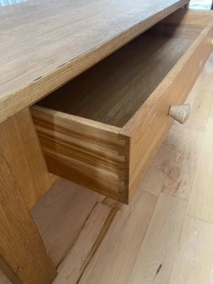 coffee table / tv table - Image 4