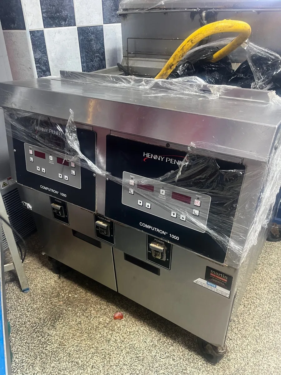 Henny penny nat gas fryer - Image 1