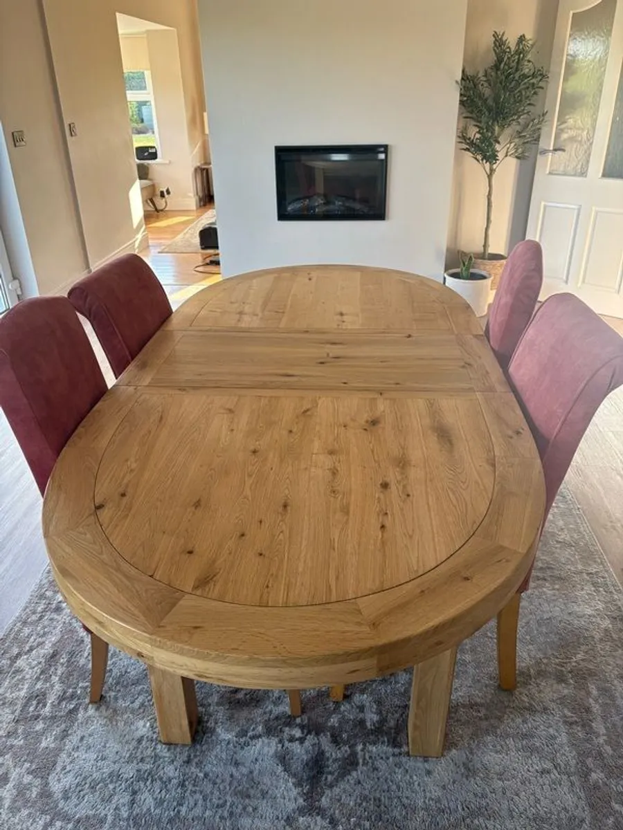 dining - Image 2
