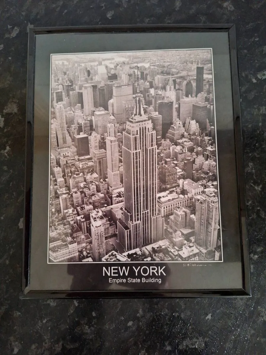 Four small framed prints of New York see size - Image 4