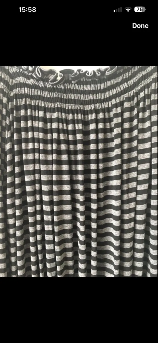 Ladies stunning dress size S €5 - Image 2