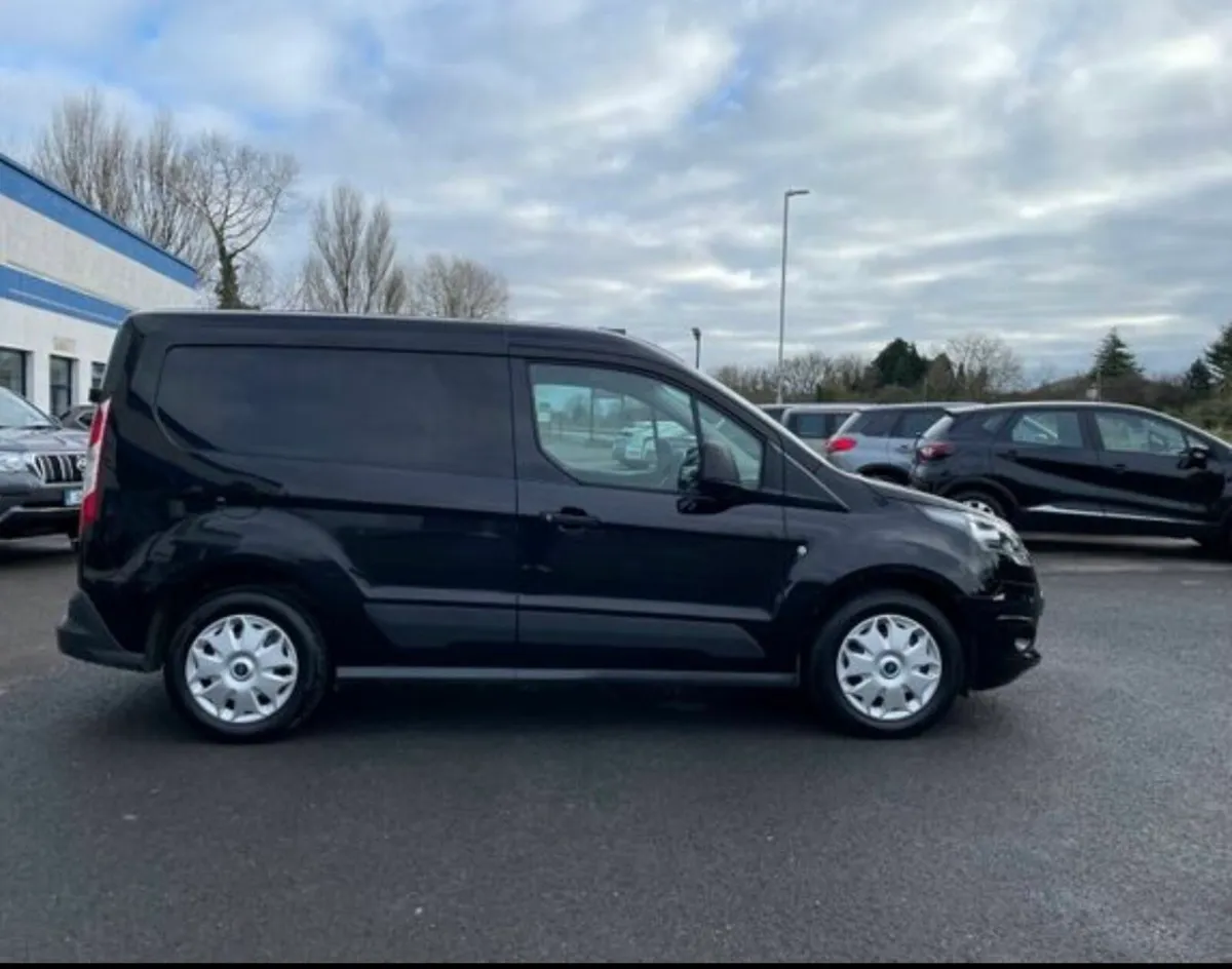 Ford Transit Connect - Image 4