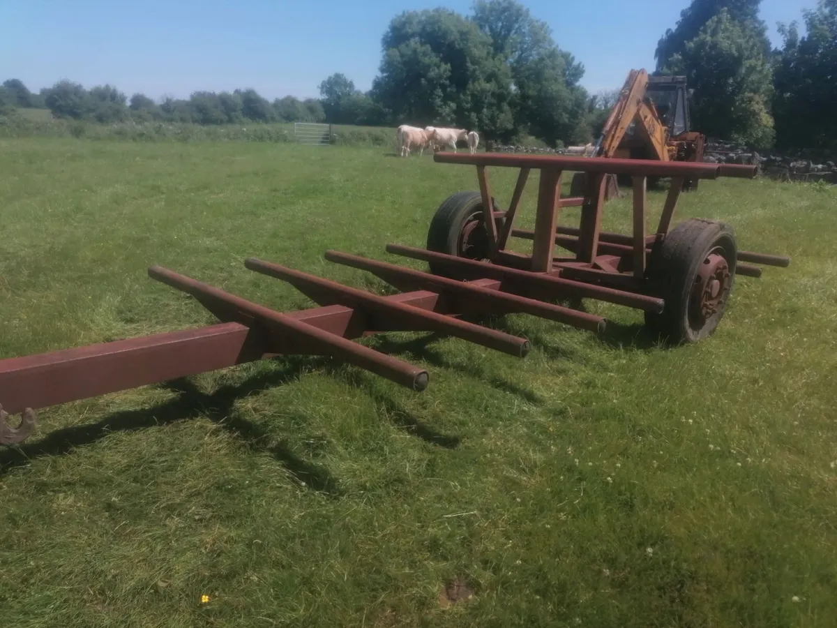 Bale trailer - Image 2