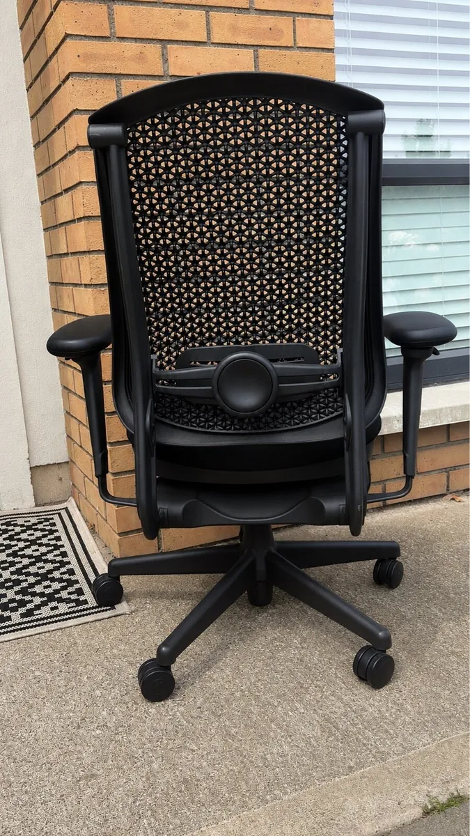 Herman Miller Celle Office Chair- Full Spec - Image 3