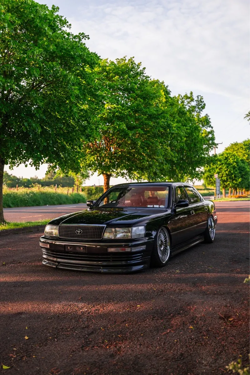 Toyota Celsior - Image 1
