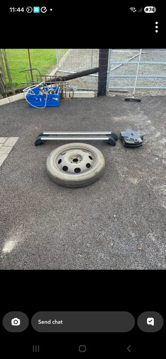 Peugeot spare wheel, jack and roof racks