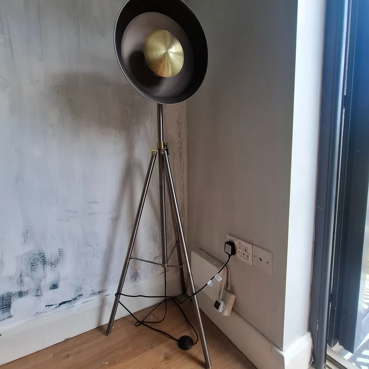 Vintage Style Floor Lamp - Image 1