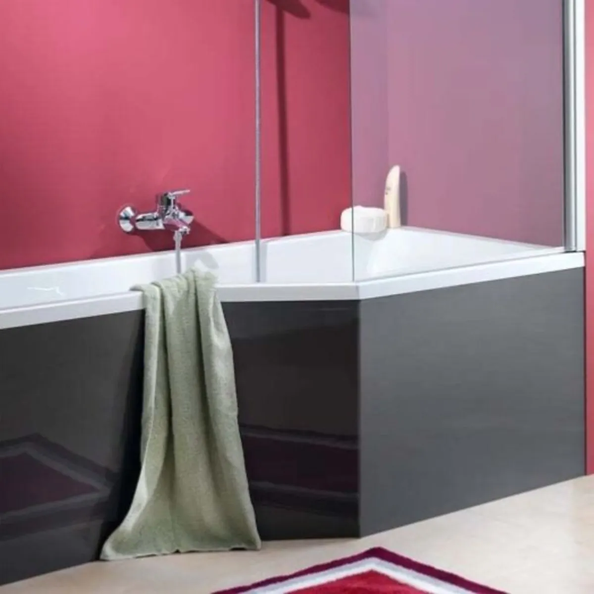 New German made space saving bath - Image 2