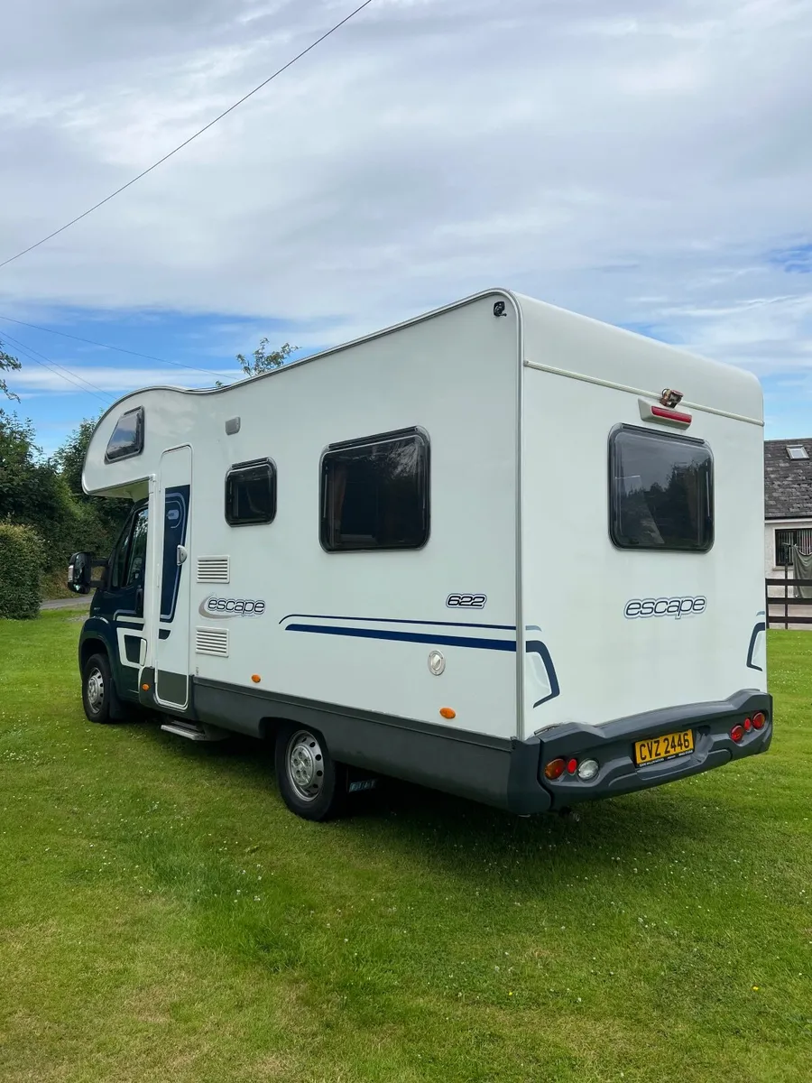 Camper van - Image 2