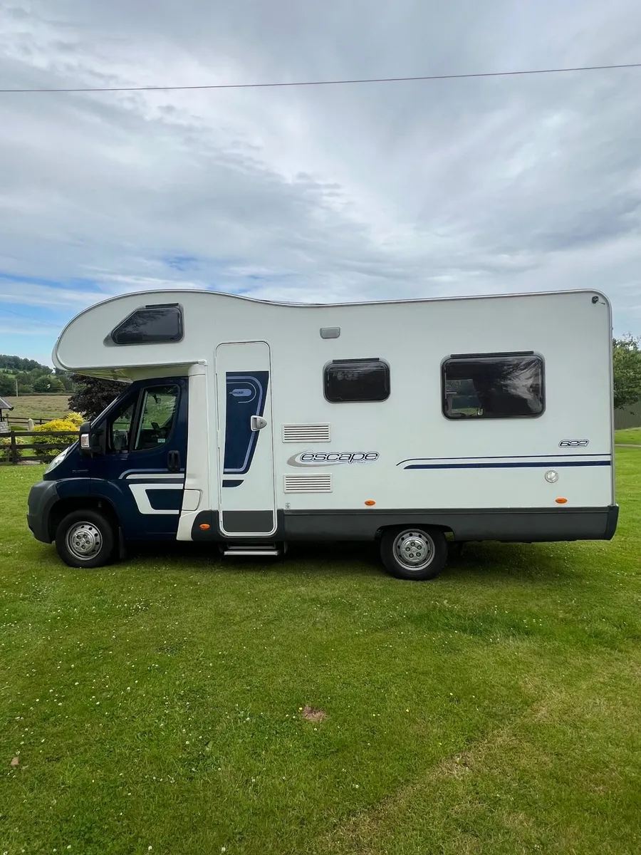 Camper van - Image 3