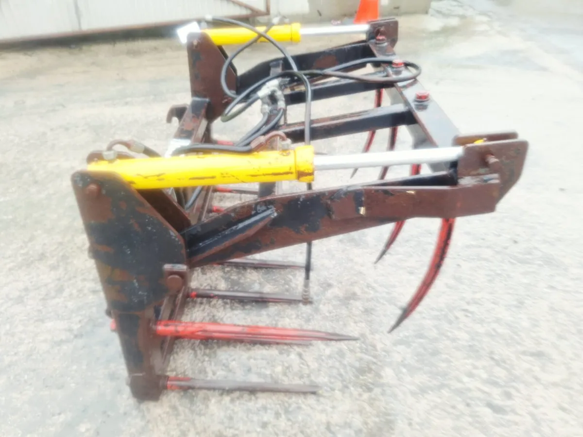 Rossmore 4ft Tine Grab - Tanco Hooks - Image 3