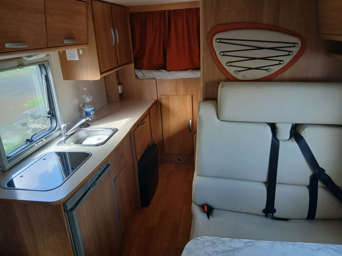 Camper ford 08 - Image 1