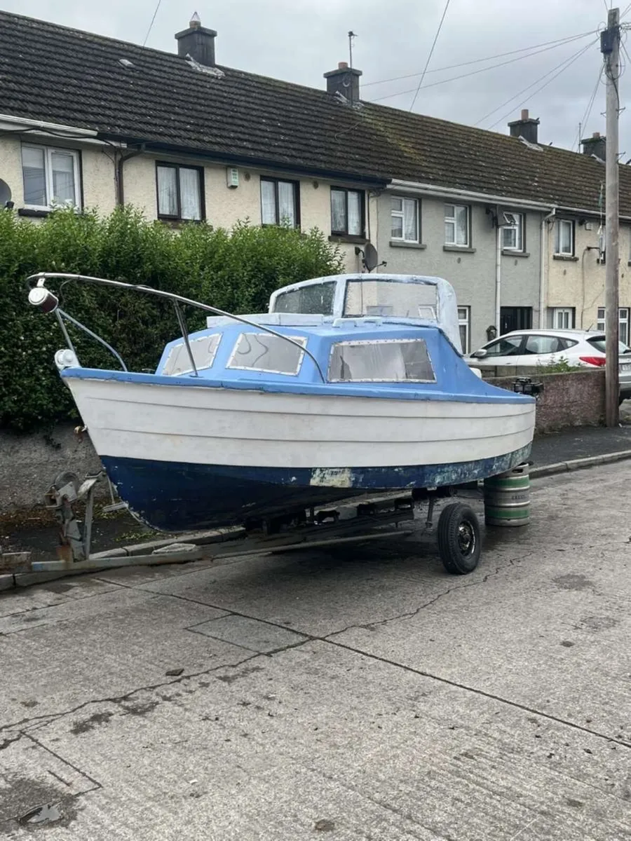 Boat - Image 1