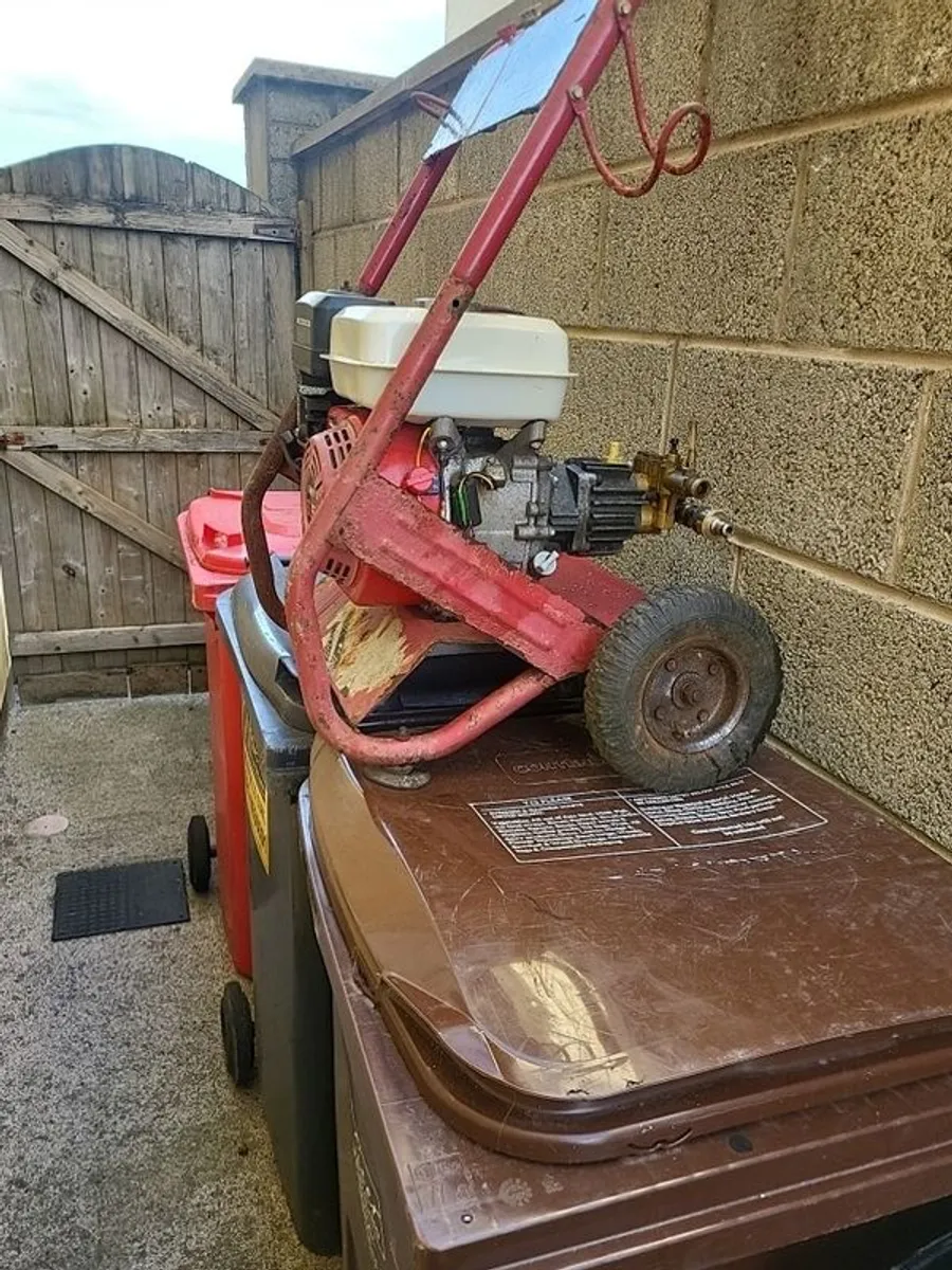 pressure washer - Image 1