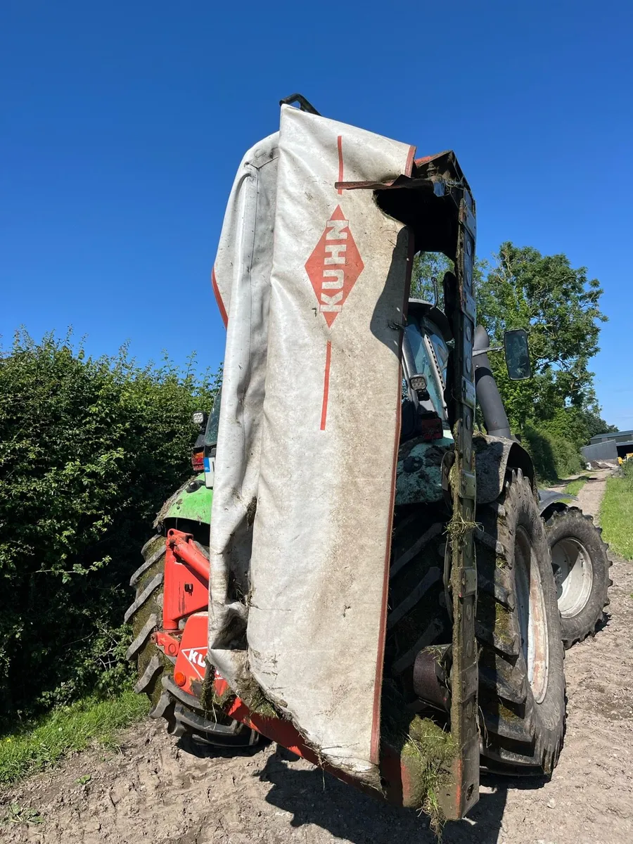 Kuhn 8ft mower - Image 3