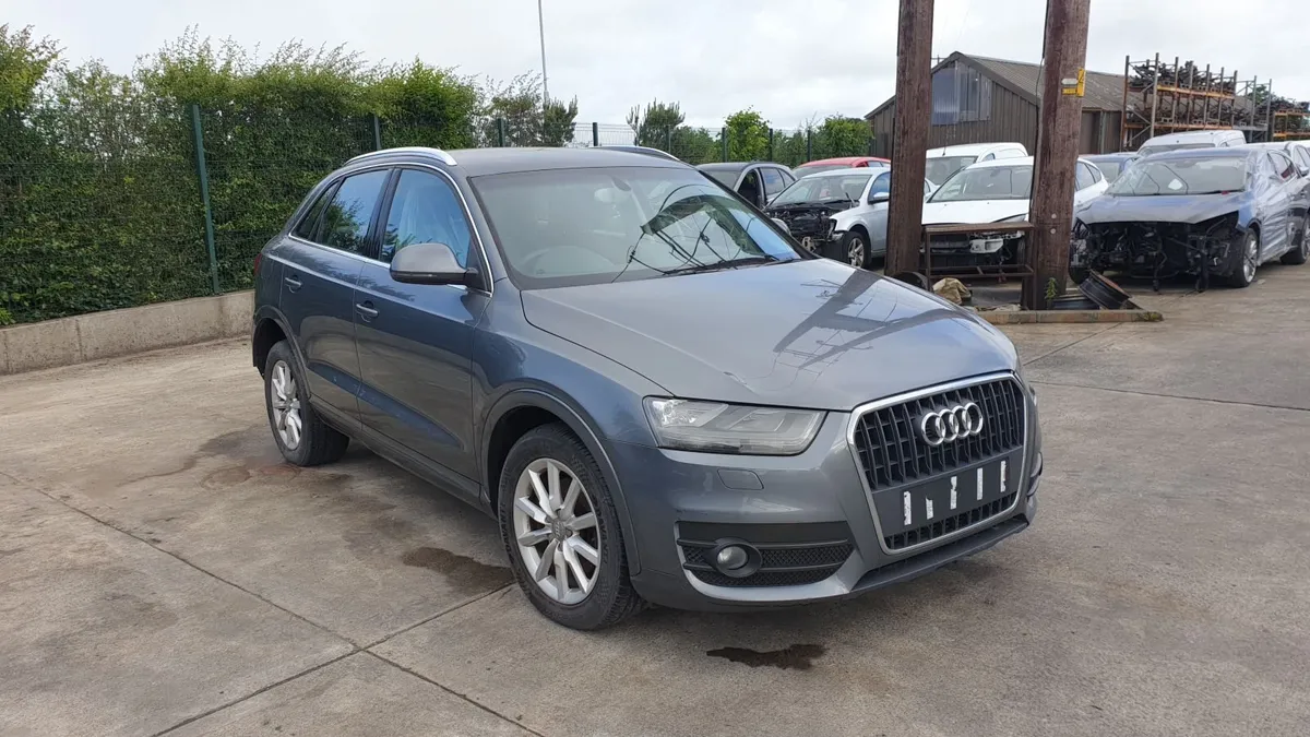 *For parts* Audi Q3 SE, 2.0 dsl 6 speed (2013) - Image 1