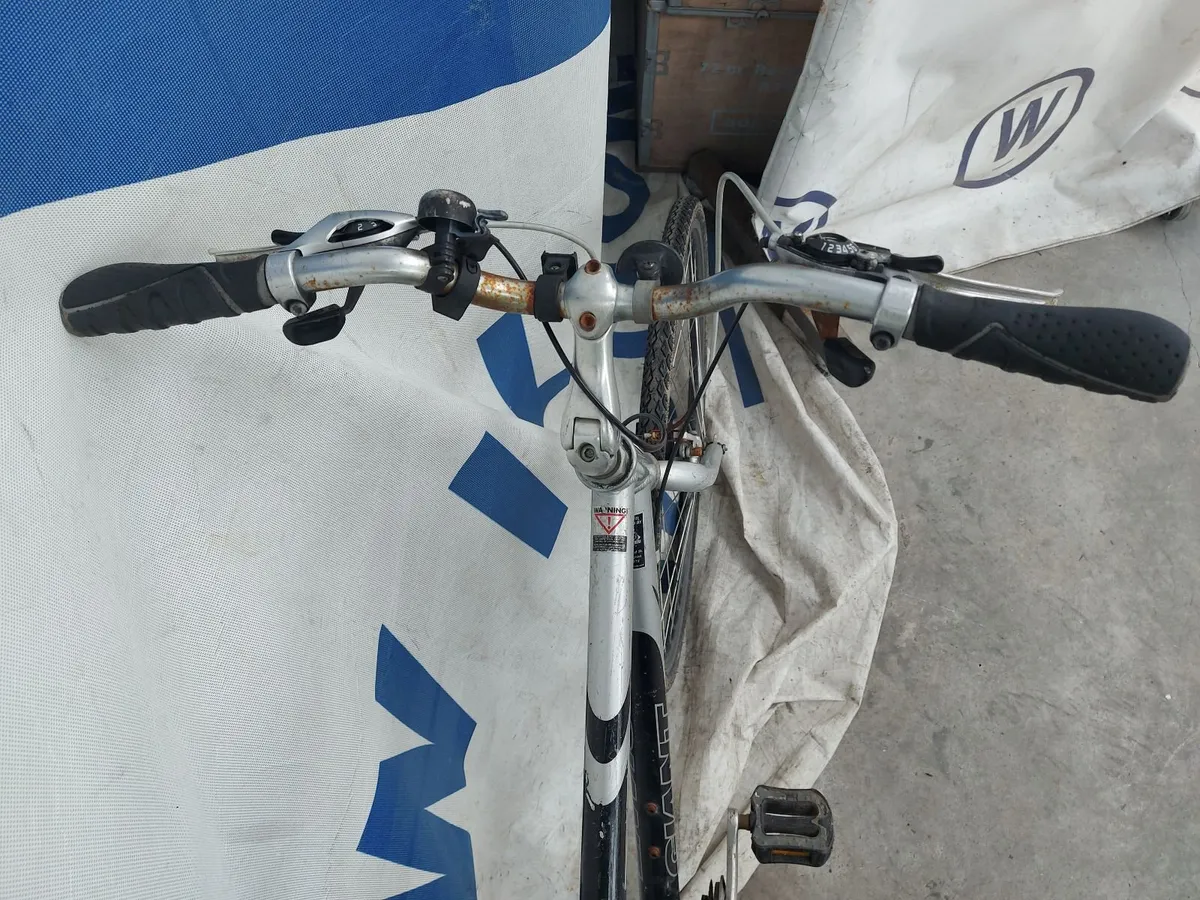 Online Push Bike Auction - Image 2